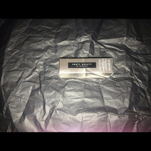 Fenty Beauty by RIHANNA foundation